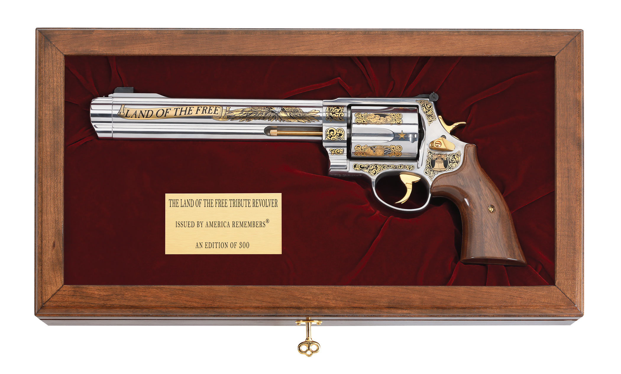 the-land-of-the-free-tribute-revolver-in-case